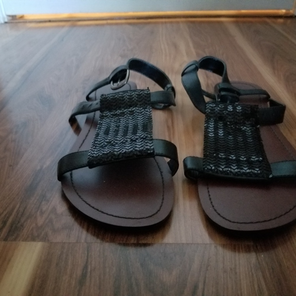 Mossimo Shoes - Picture 2 of 3